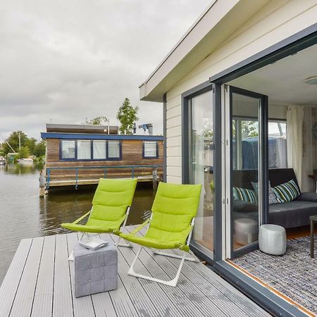 Bright And Comfortable Houseboat Aalsmeer Esterno foto
