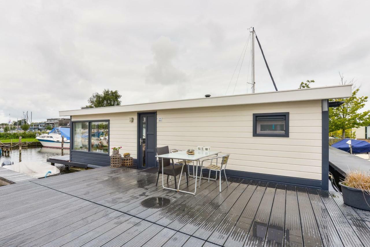 Bright And Comfortable Houseboat Aalsmeer Esterno foto